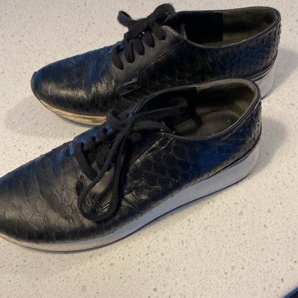 VINCE black croc alligator snake skin leather she’s her black laces white sole - Picture 4 of 6